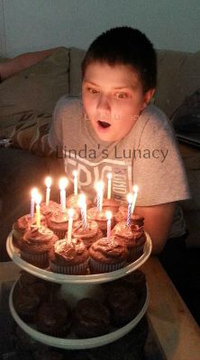 Zach birthday cupcakes