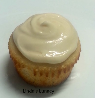 Vanilla Cupcakes with Vanilla Cream Cheese Frosting