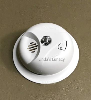 Do You Know When It's Time to Replace Your Smoke Detector?